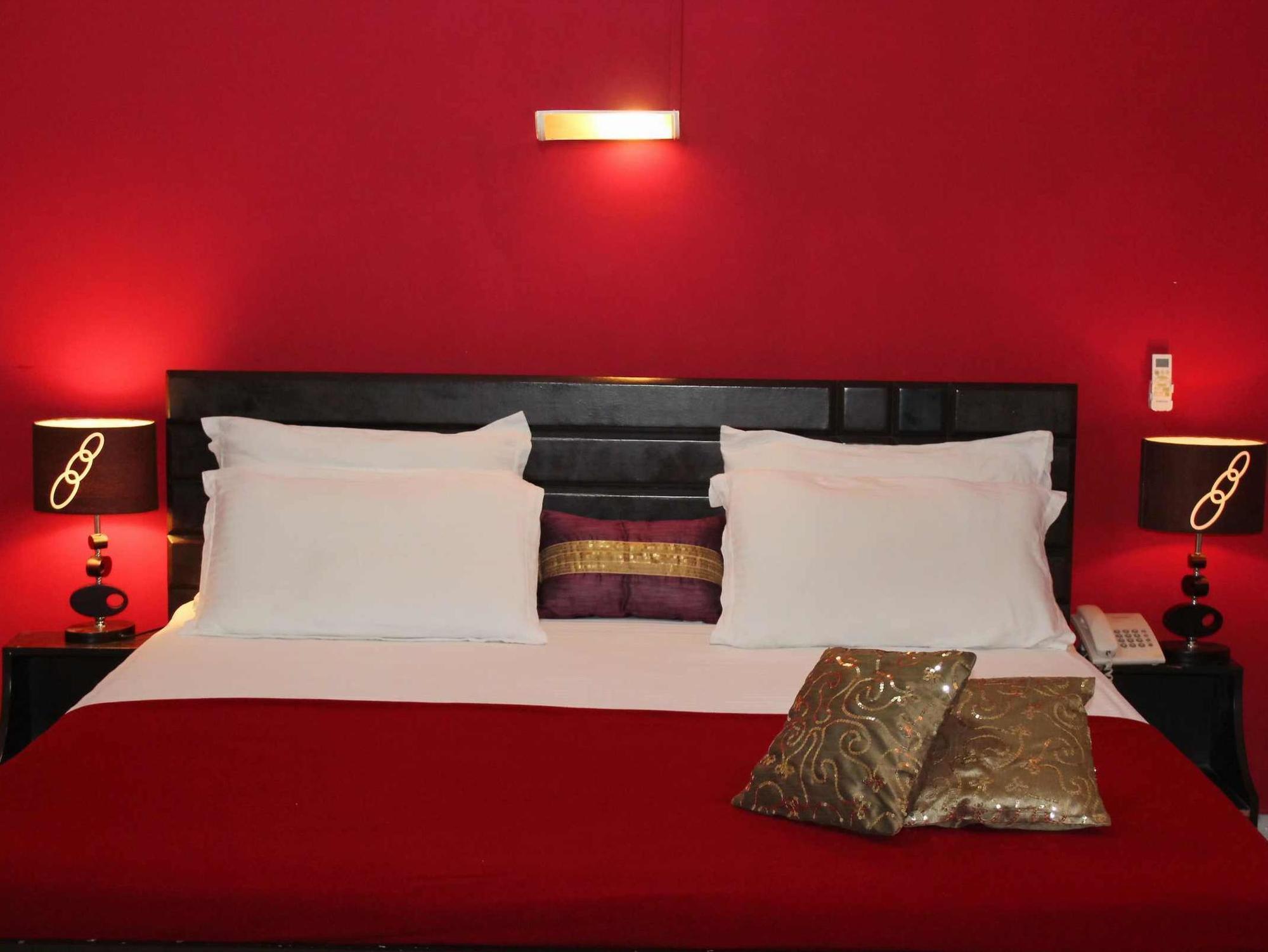 The New Casablanca Boutique Hotel بنغالور المظهر الخارجي الصورة