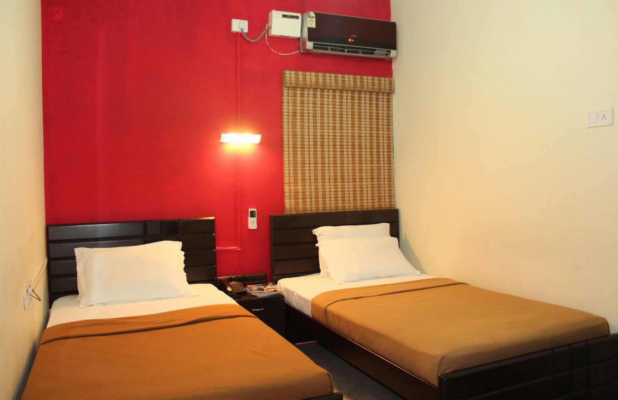 The New Casablanca Boutique Hotel بنغالور المظهر الخارجي الصورة
